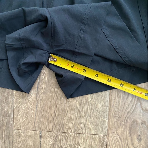 Abercrombie Traveler Shorts - Picture 2 of 5